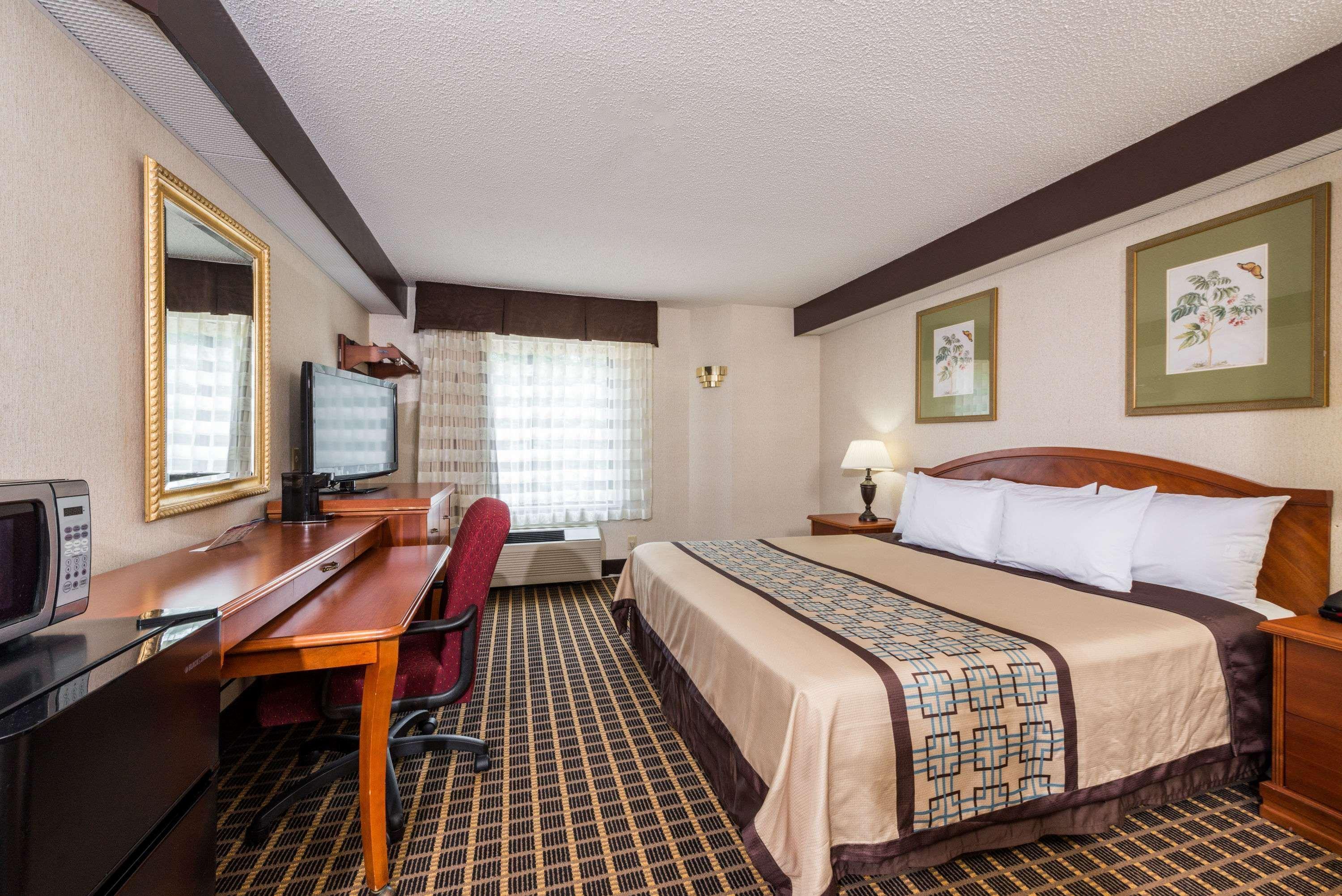 Days Inn By Wyndham Yadkinville Dış mekan fotoğraf
